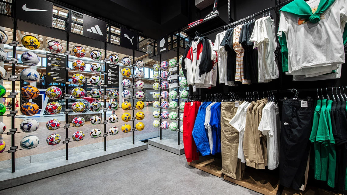 MilanIlCentro - 1716209664_galeria_imagen_tiendas_1140x641_ILCENTRO_06